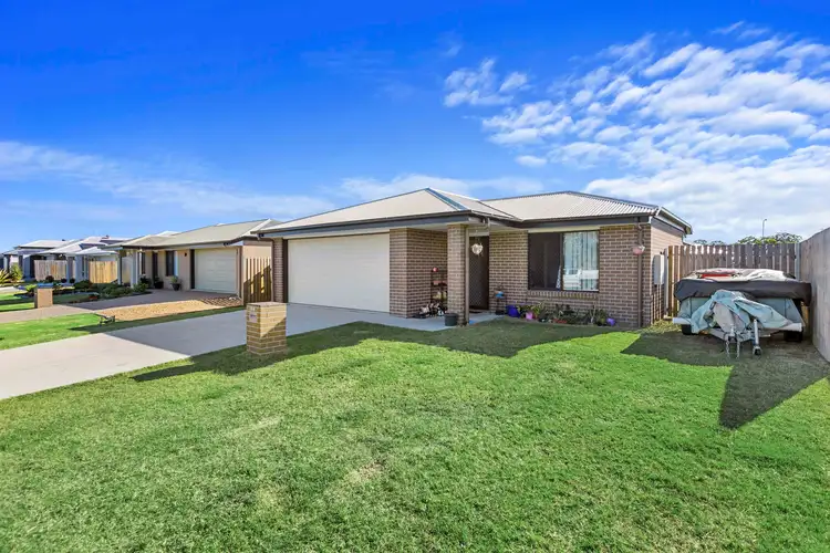 Second view of Homely house listing, 33 Waterside Way, Eli Waters QLD 4655