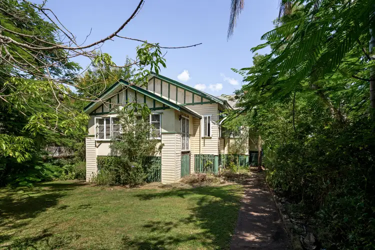 141 Windermere Road, Hamilton QLD 4007
