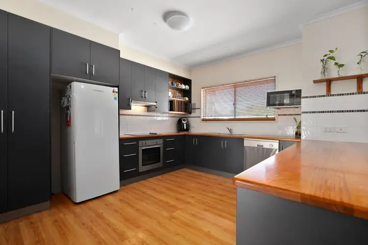 Fifth view of Homely house listing, 8 Barry Street, Emerald QLD 4720