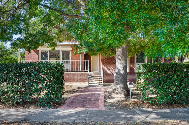 2 Paul Court, Christie Downs SA 5164