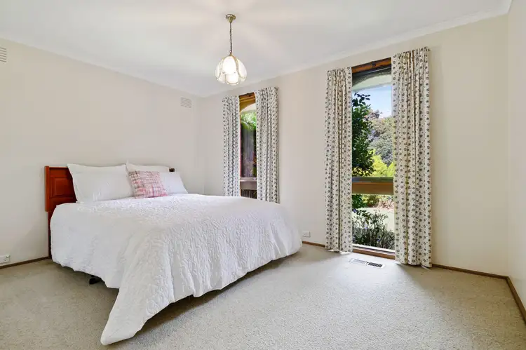 Fifth view of Homely house listing, 4 Venetian Court, Croydon VIC 3136