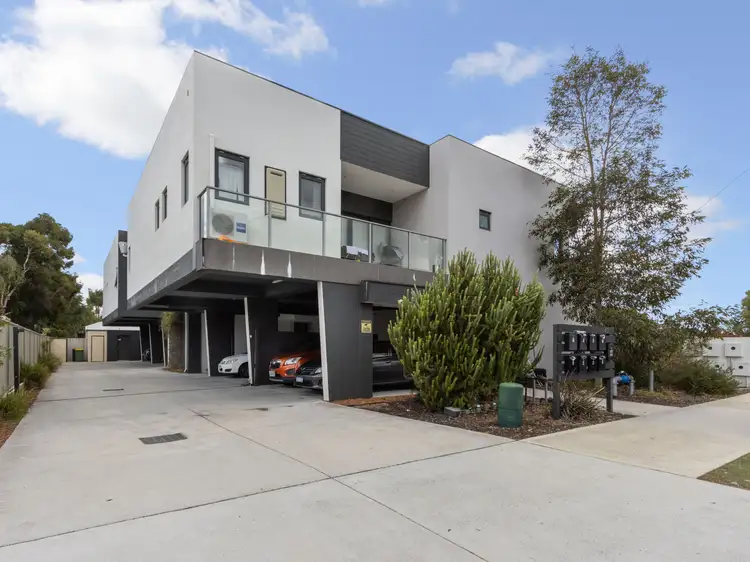 4/43 Yale Road, Thornlie WA 6108