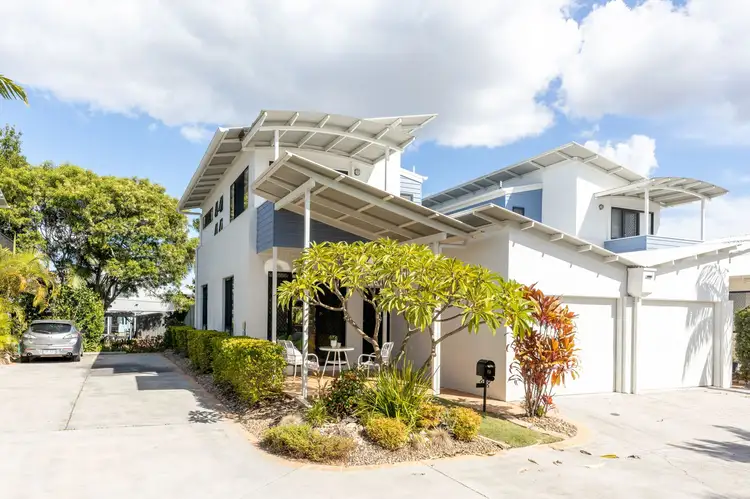 13/15 Twelfth Avenue, Brighton QLD 4017