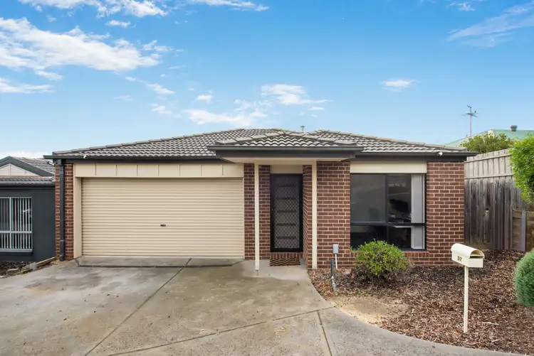 37/11 Hawk Avenue, Pakenham VIC 3810