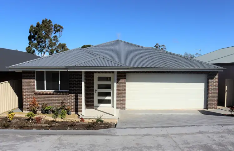Main view of Homely house listing, 4/31A Laurie Drive, Raworth NSW 2321