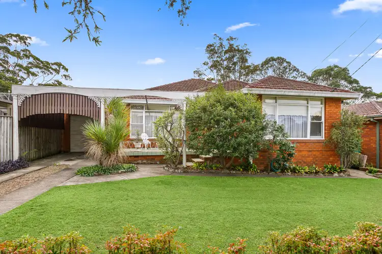11 Merri Avenue, Peakhurst Heights NSW 2210