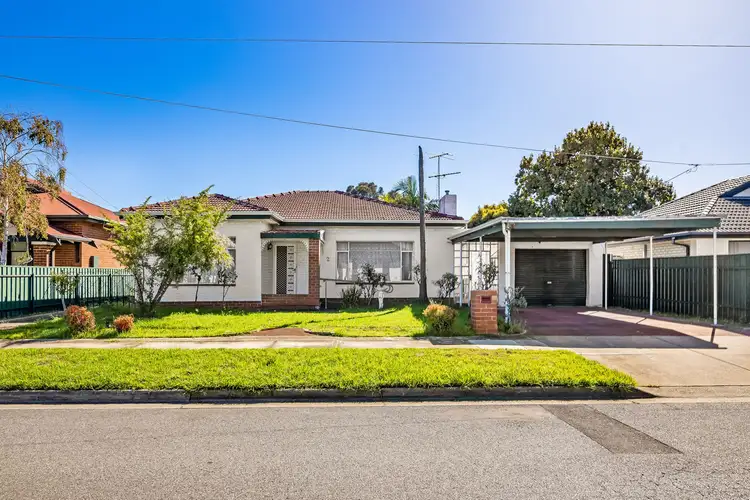 2 Raymond Avenue, Seaton SA 5023