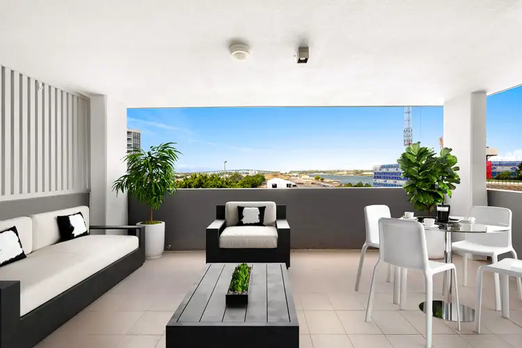 840/43 Hercules Street, Hamilton QLD 4007