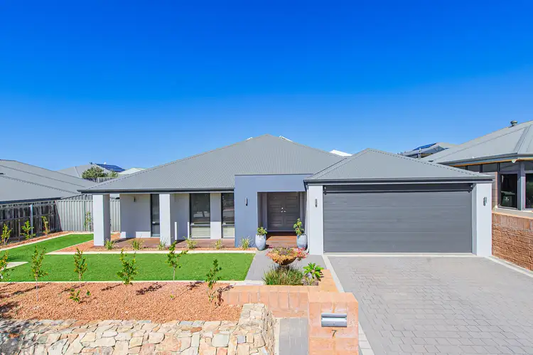 Second view of Homely house listing, 7 Geographe Loop, Ellenbrook WA 6069