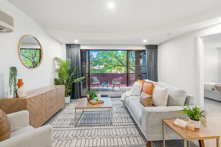 7/2 Eldridge Crescent, Garran ACT 2605