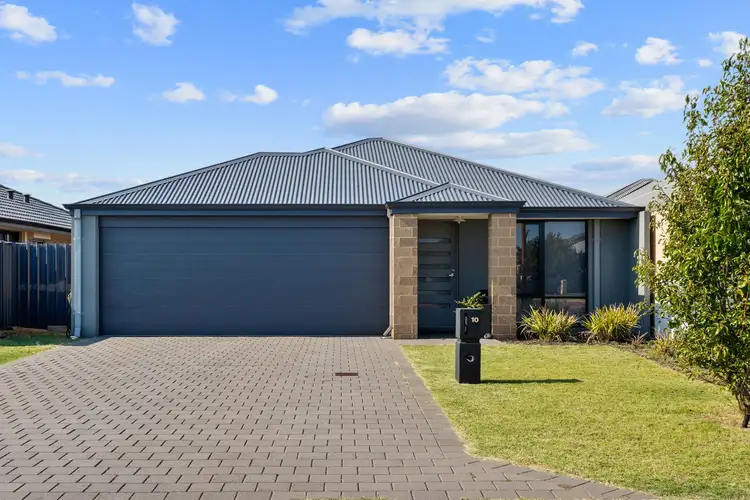 Second view of Homely house listing, 10 Albina Way, Baldivis WA 6171