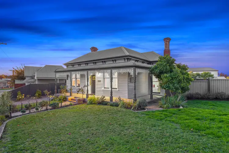 19 Blair Street, Golden Point VIC 3350