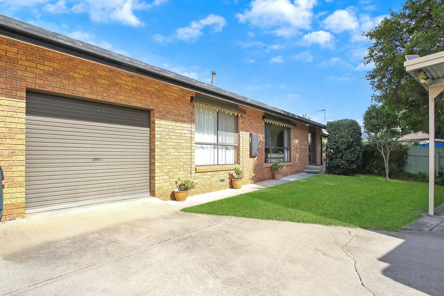 Main view of Homely unit listing, 2/10 Lynch Court, West Wodonga VIC 3690