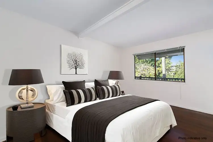 Third view of Homely unit listing, 2/33 Yuletide Street, Holland Park West QLD 4121