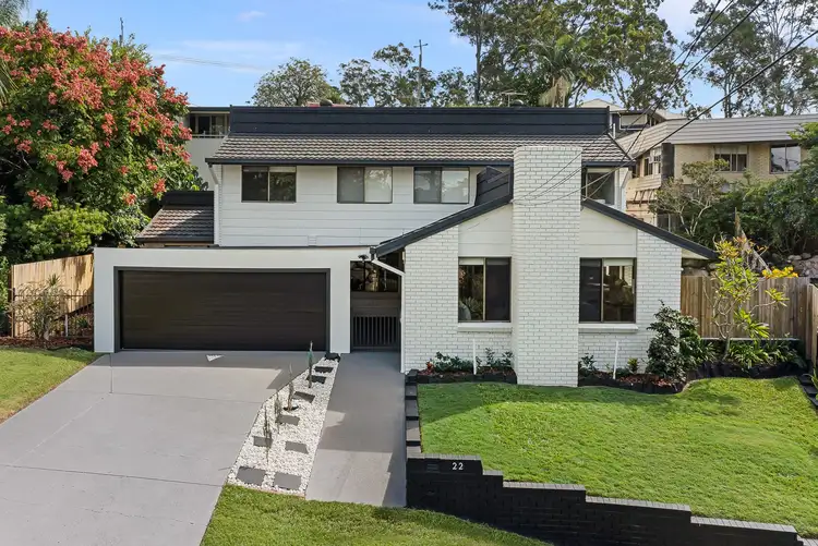 22 Chantilly Street, Chapel Hill QLD 4069