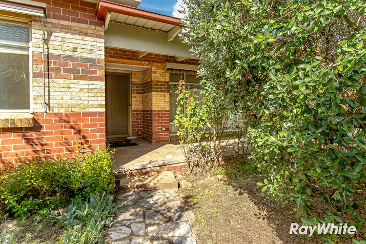 Second view of Homely house listing, 5 Margaret Crescent, Flora Hill VIC 3550