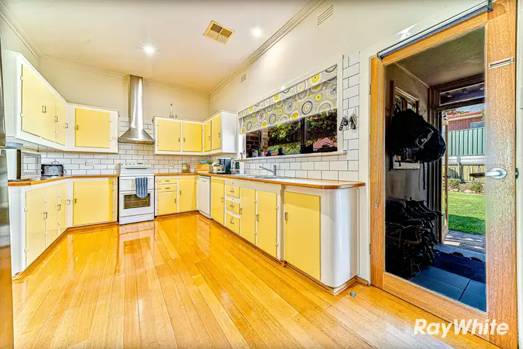 Fifth view of Homely house listing, 5 Margaret Crescent, Flora Hill VIC 3550