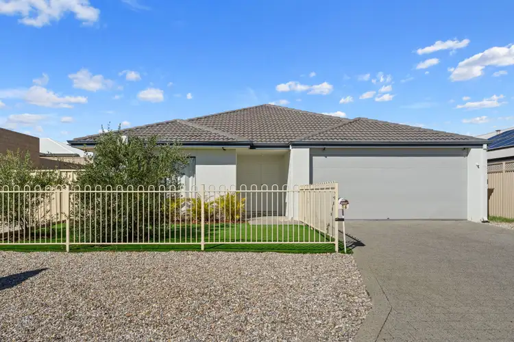 16 Dunlop Street, Baldivis WA 6171