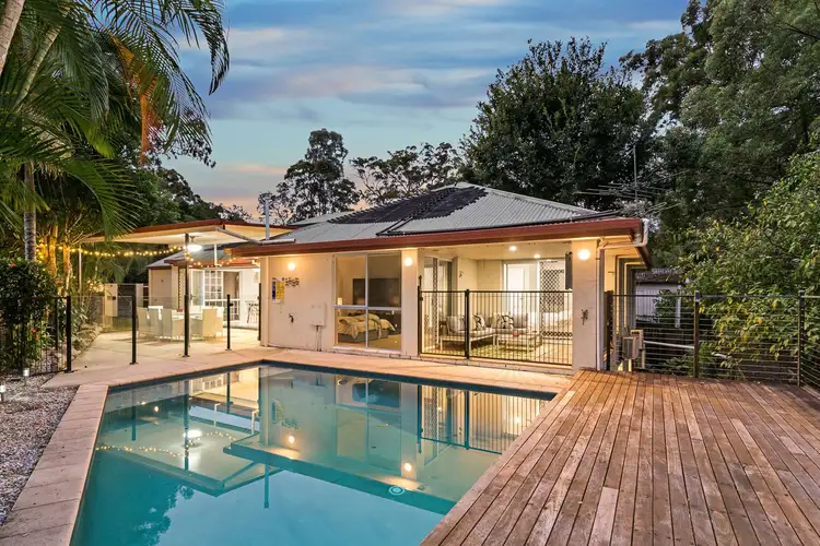 10 Amanda Place, Bridgeman Downs QLD 4035