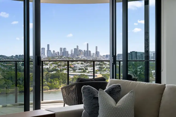 21408/7 Wharf Street, Hamilton QLD 4007
