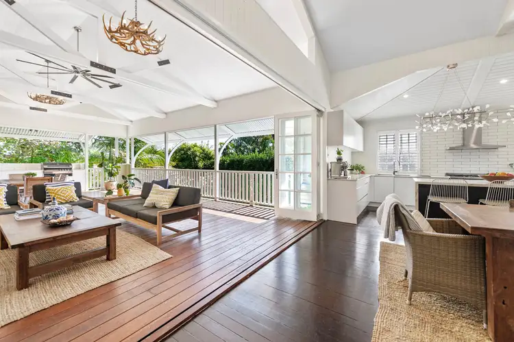 6 Abbott Street, Ascot QLD 4007