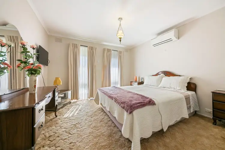 Seventh view of Homely house listing, 2 Ballina Court, Deer Park VIC 3023