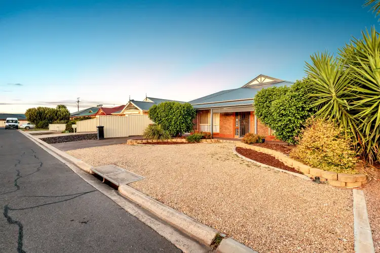 Second view of Homely house listing, 5 Greenlea Court, Munno Para West SA 5115