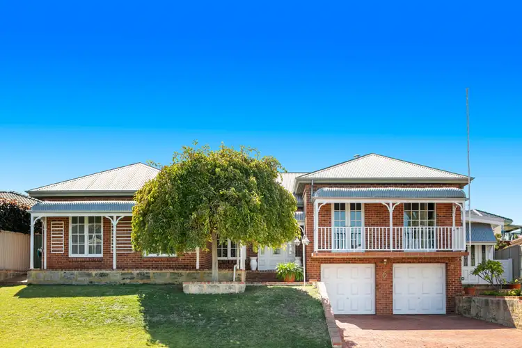6 Pearl Street, Sorrento WA 6020