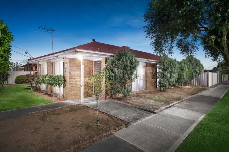 1411 Pascoe Vale Road, Meadow Heights VIC 3048