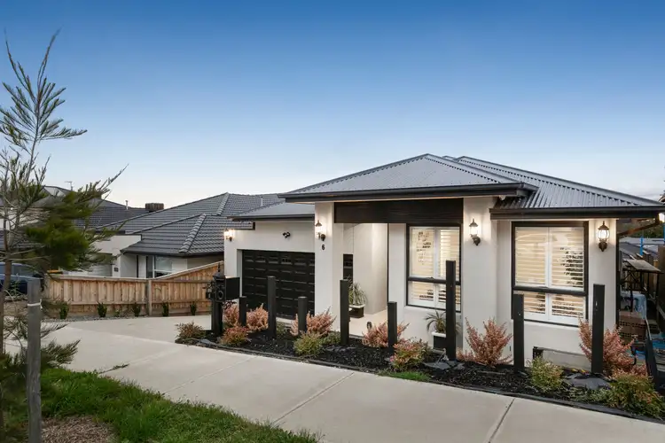 6 Caltowie Street, Doreen VIC 3754