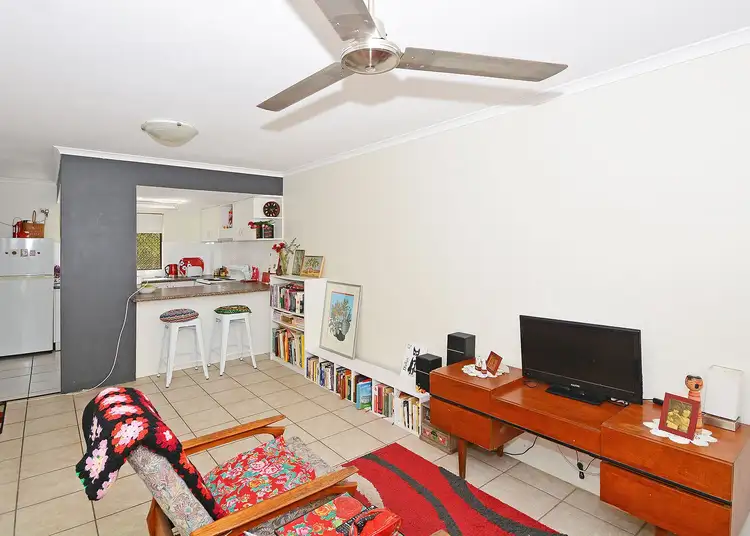 Sixth view of Homely unit listing, 8/10 Mckean Road, Scarness QLD 4655