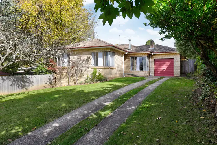 83 Govetts Leap Road, Blackheath NSW 2785