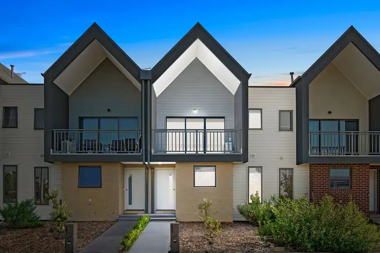 8B Timbarra Drive, Werribee VIC 3030