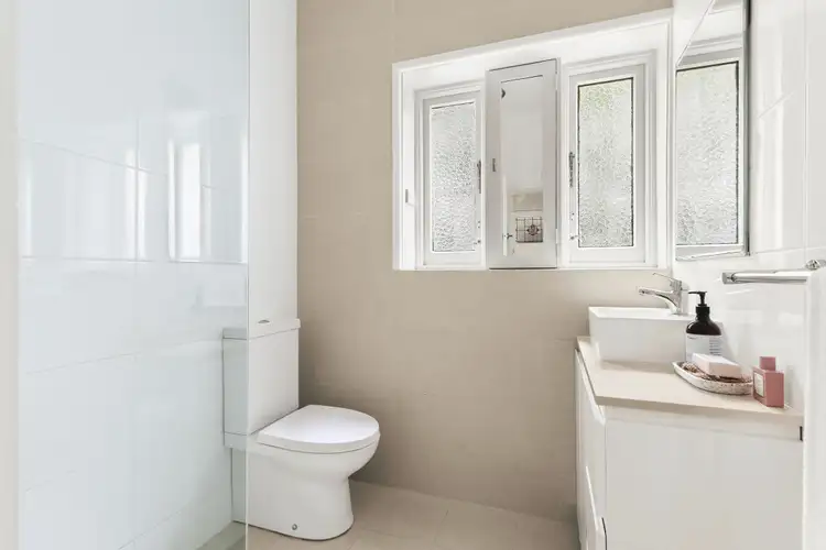 Sixth view of Homely apartment listing, 2/24 Streatfield Road, Bellevue Hill NSW 2023