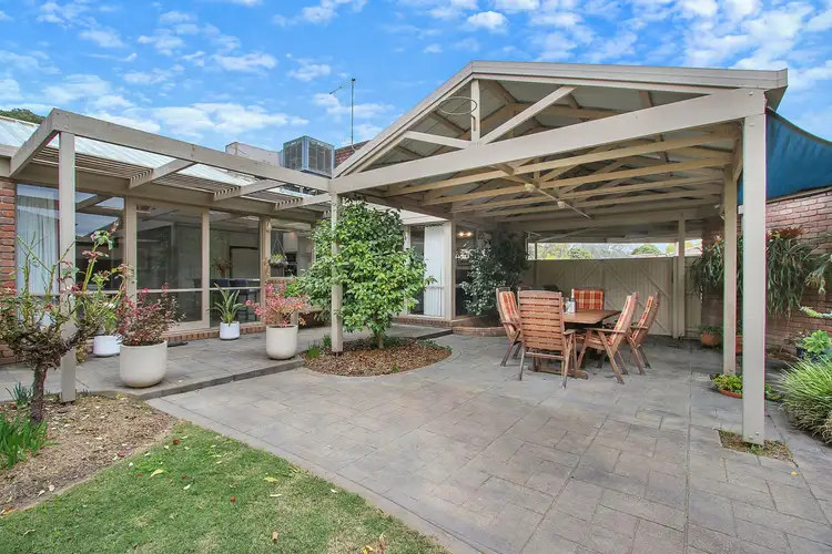 Second view of Homely house listing, 2 Player Court, Wodonga VIC 3690
