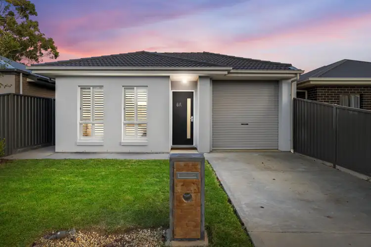 8A Tarranna Avenue, Park Holme SA 5043