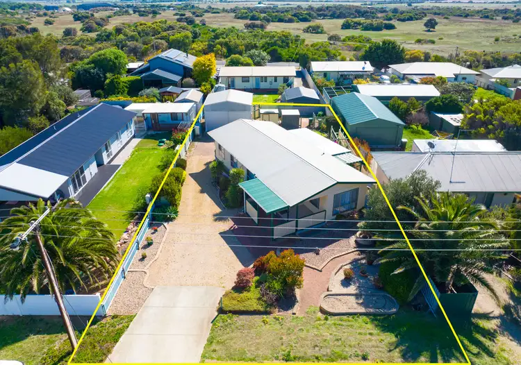 13 Gordon Street, Goolwa Beach SA 5214