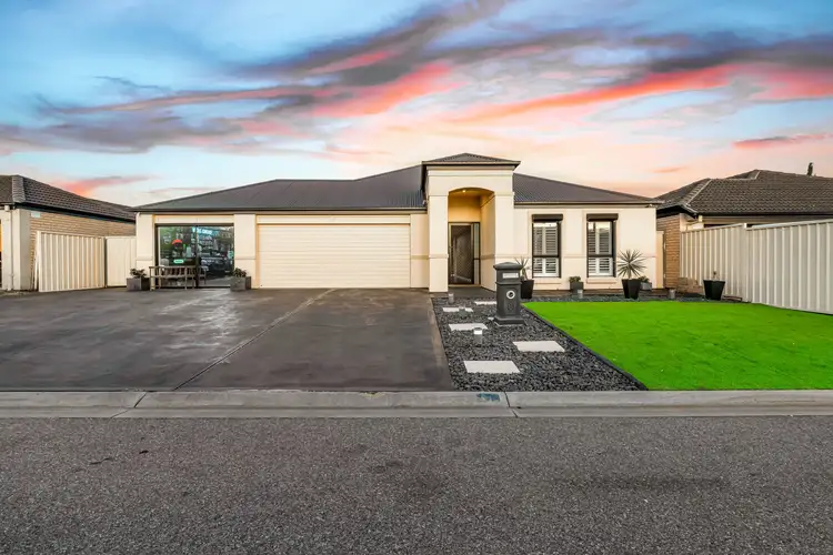 6 Clare Mews, Munno Para West SA 5115