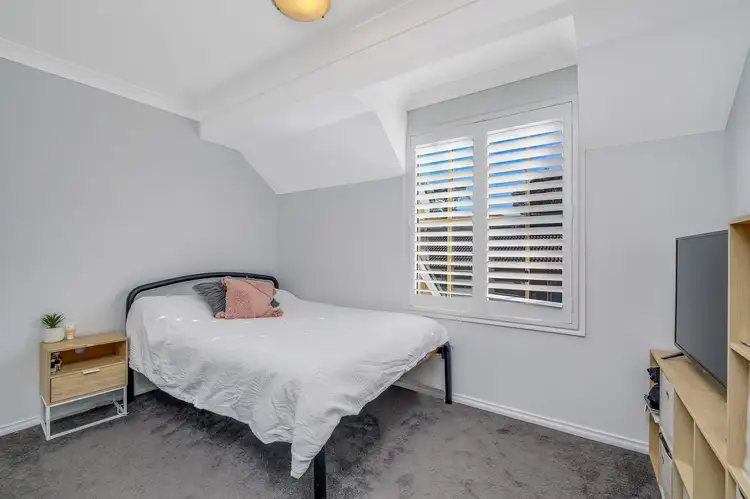 Fifth view of Homely townhouse listing, 2/215 Brisbane Water Drive, Point Clare NSW 2250