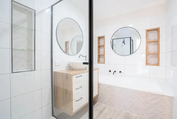 Fifth view of Homely house listing, 9 Allamanda Crescent, South Morang VIC 3752