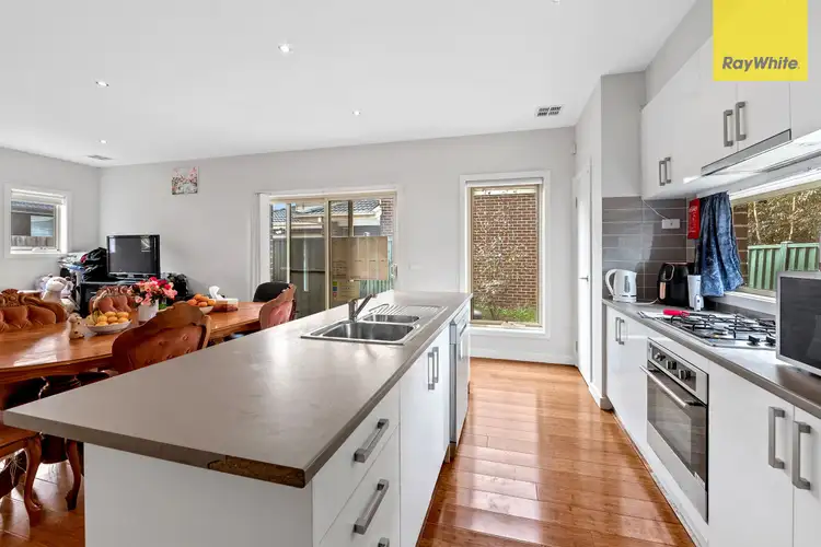 Fourth view of Homely townhouse listing, 2/70 Oberon Avenue, St Albans VIC 3021