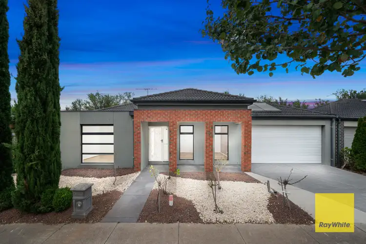 Second view of Homely house listing, 7 Genesis Place, Tarneit VIC 3029
