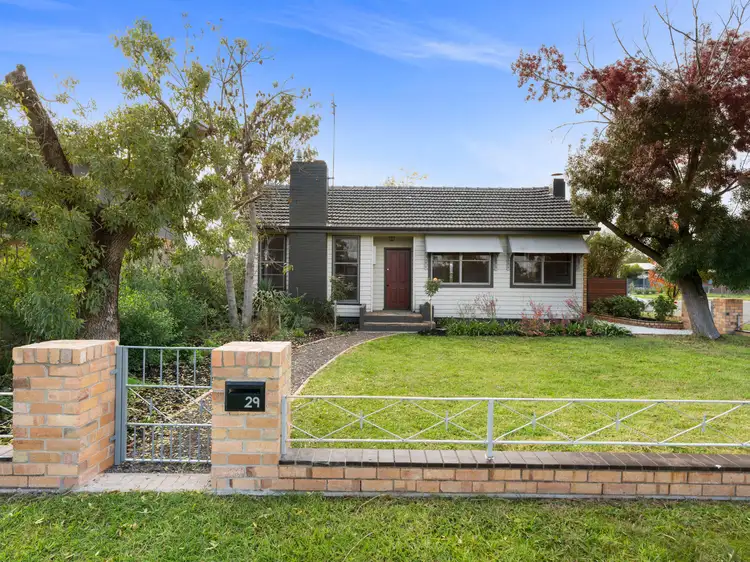29 Dunn Street, Benalla VIC 3672