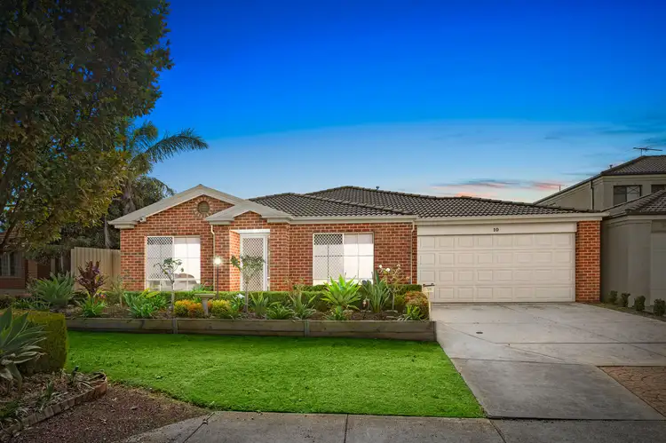 10 Chestnut Grove, Werribee VIC 3030
