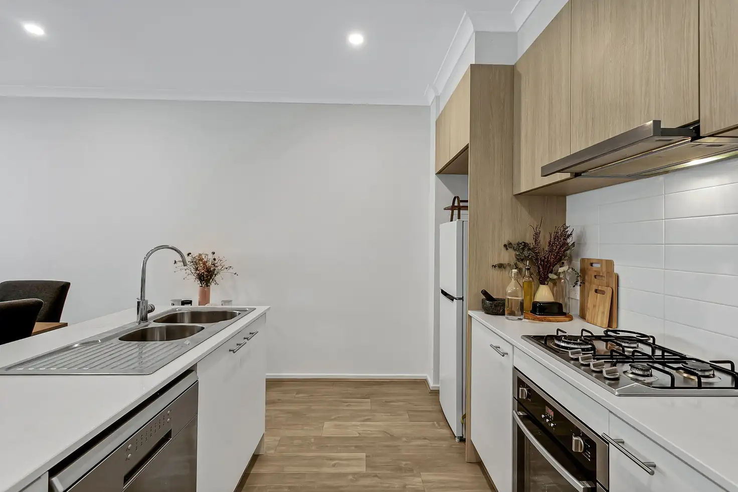 Main view of Homely townhouse listing, 5 Luella Lane, Pakenham VIC 3810