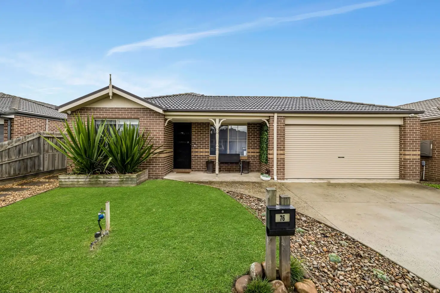 Main view of Homely house listing, 76 Melissa Way, Pakenham VIC 3810