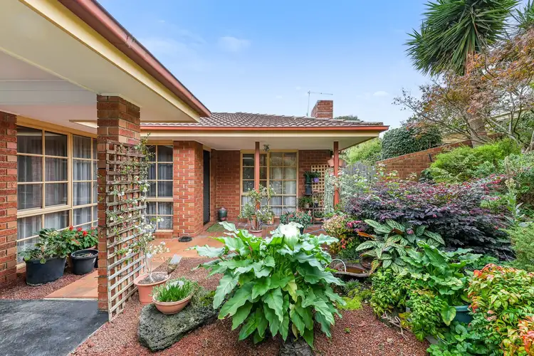 3 Duckworth Close, Berwick VIC 3806