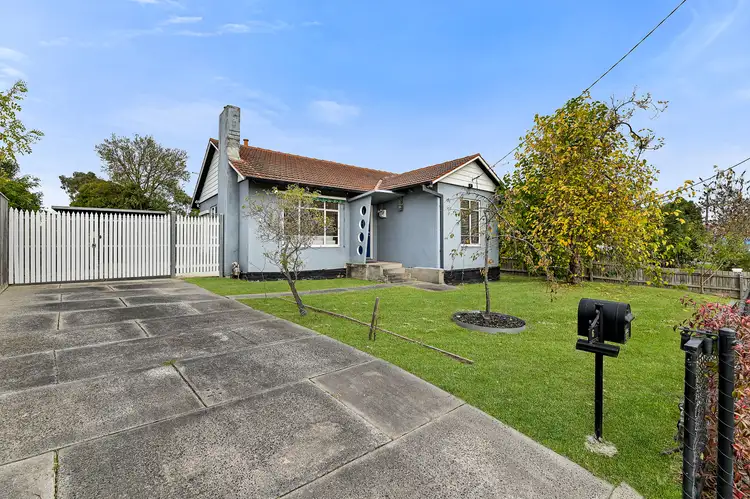 Main view of Homely house listing, 6 Railway Parade South, Chadstone VIC 3148