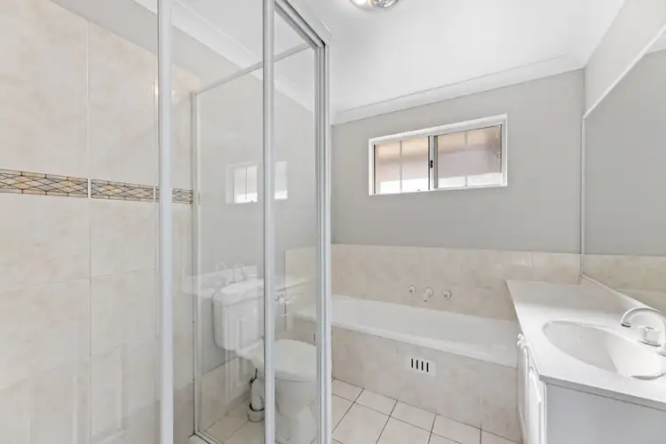 Fifth view of Homely unit listing, 6/18 Daintree Way, Menai NSW 2234