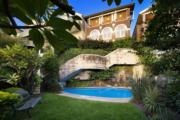 35 Blues Point Road, Mcmahons Point NSW 2060